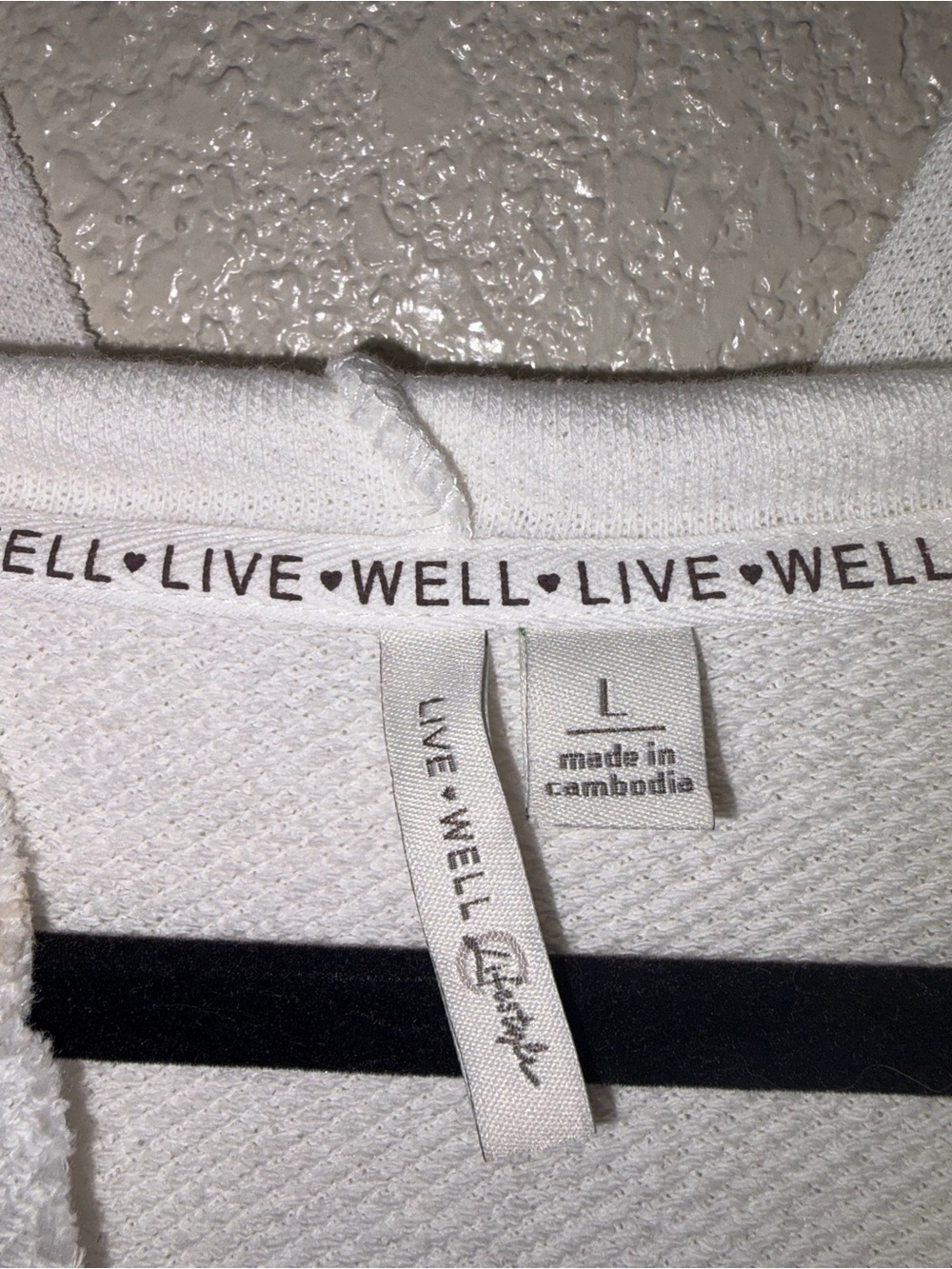 EUC Live Well “Boho✌🏻Hooded Longsleeve Top w/Crochet Detail” Off White Sz Large - Picture 4 of 14